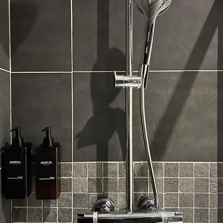 T2 Lumineux & Charmant, Balcon - Centre Lägenhet *